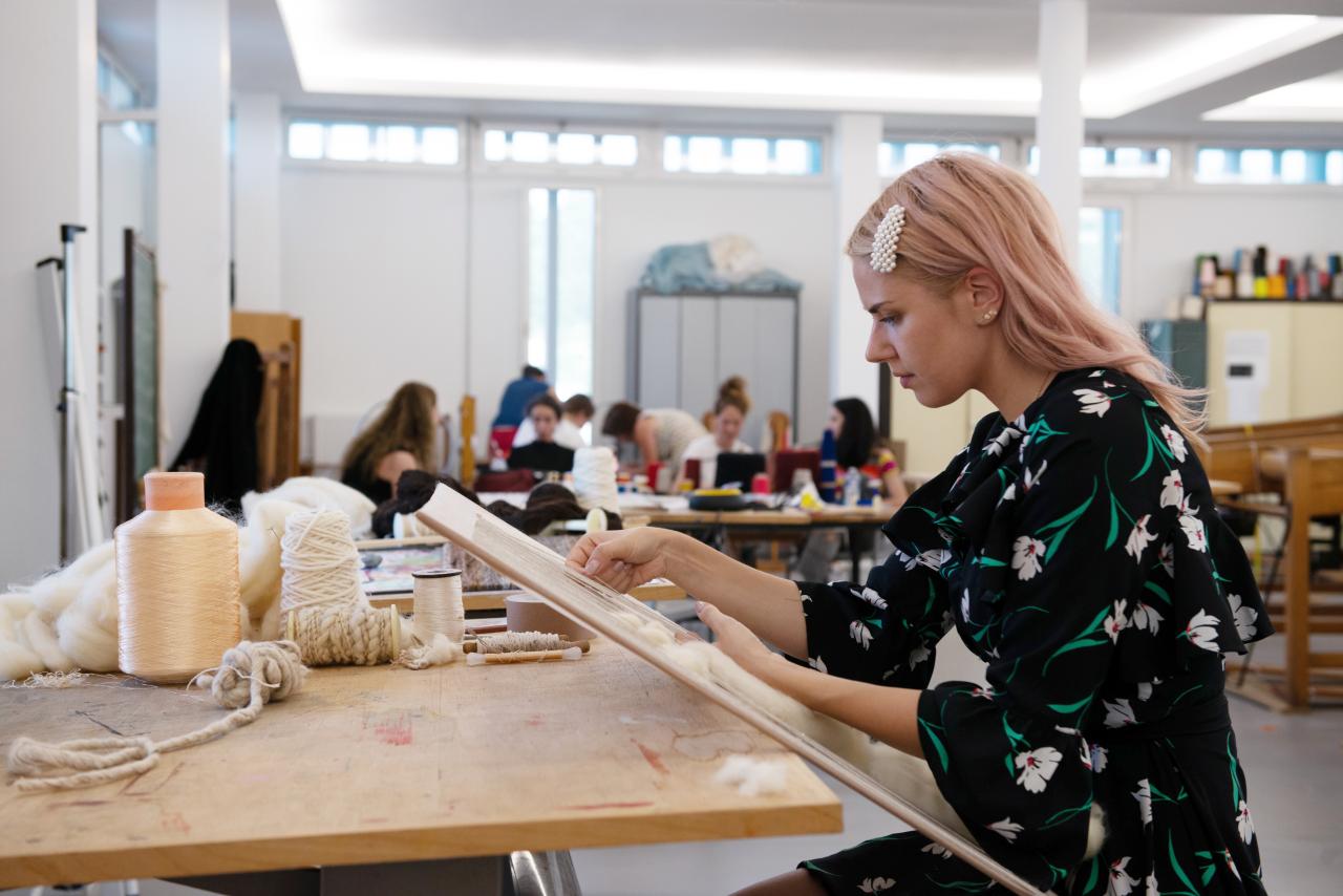 Anna Elizabete Kasparone Student Summer School 2019 Tapestry and Artistic Interpretation Lola Moser©Michelangelo Foundation